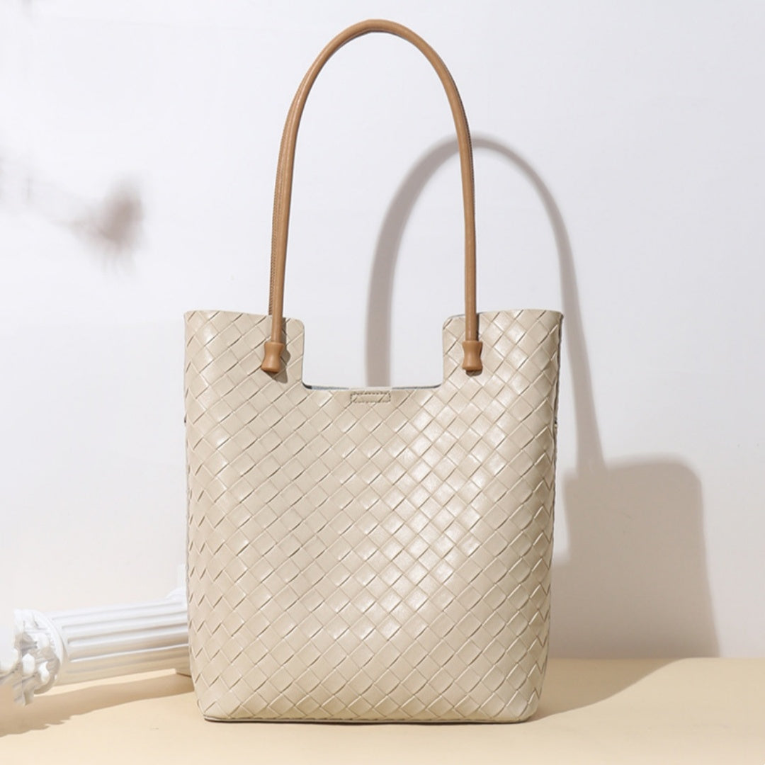 Women's Black woven Genuine Leather Clutch Bag Formal cross-body Tote shoulder bag underarm everyday one time buy bag - FREE UK USA Deliveries available- LINK IN BIO